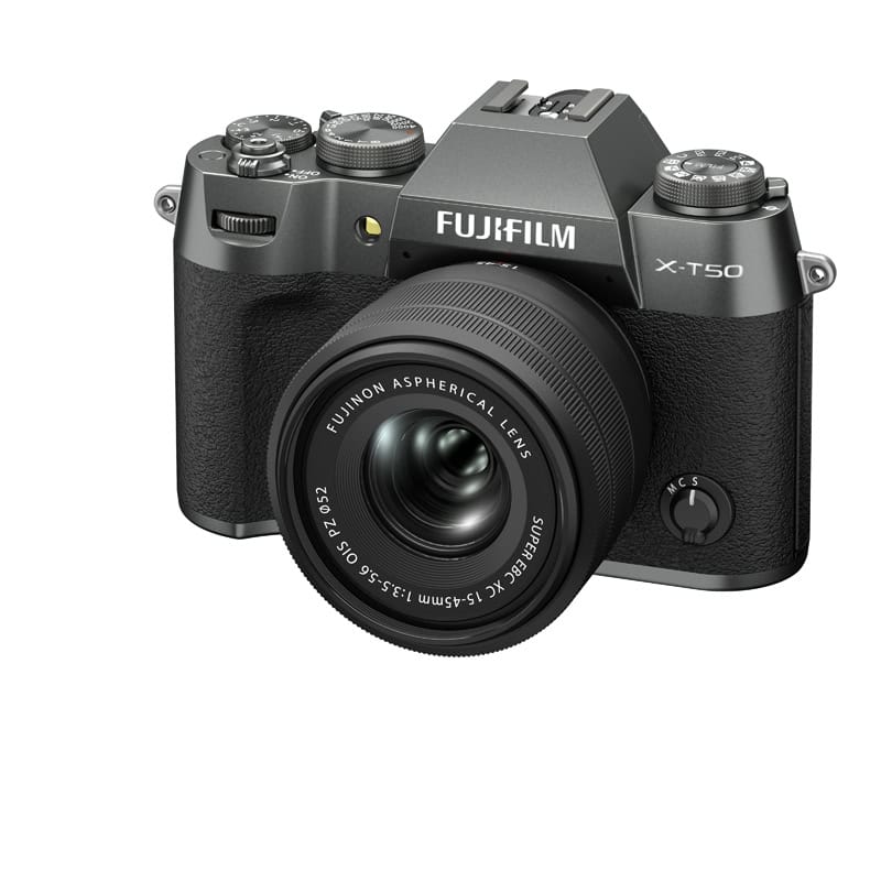 Fujifilm X-T50 Kamera mit 15-45mm Objektiv in Anthrazitgrau.
